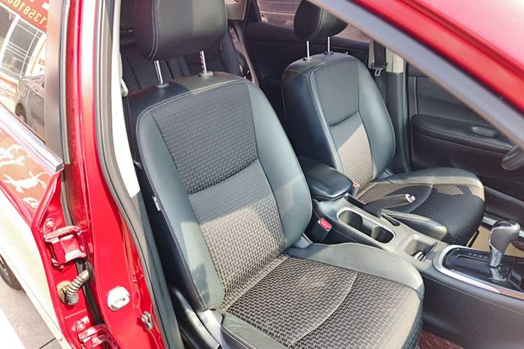 Used Nissan Tiida 2019 1.6L CVT Smart Drive Version China VI Standard