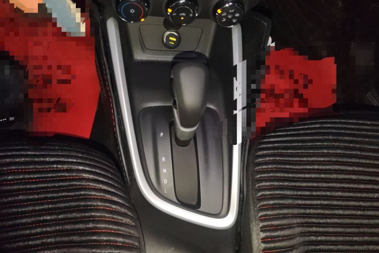 Used Chevrolet Cavalier 2020 325T Automatic Enjoyment Edition Gear Lever