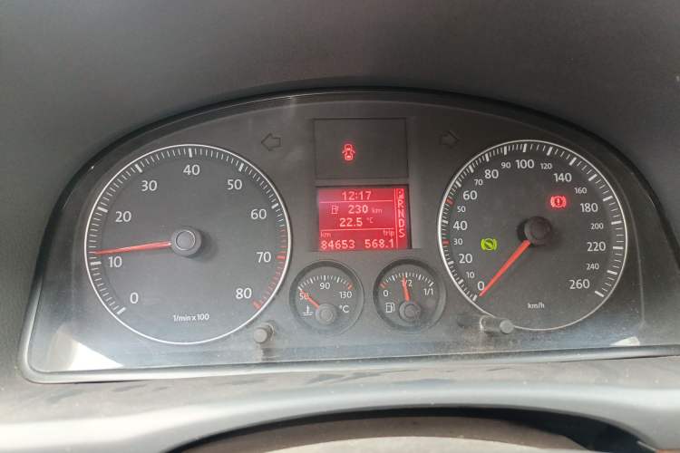 Used Volkswagen Touran 2008 1.8T ZhiZun Edition Automatic 5-Seater Instrument Cluster