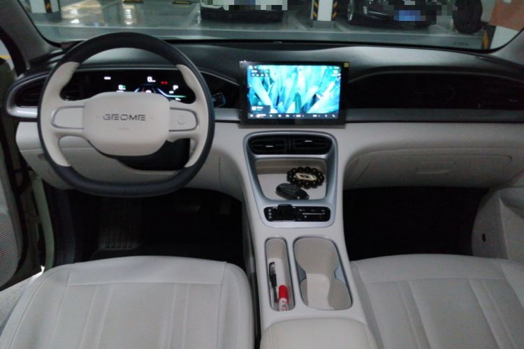 Used Geely Galaxy Geome 2025 310km Youth Edition Center Console