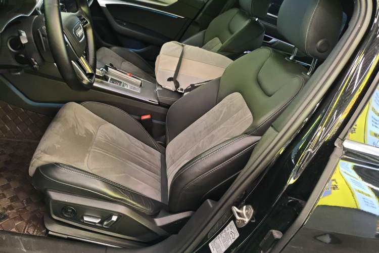 Used Audi A6L 2023 40 TFSI Luxury Dynamic Model
