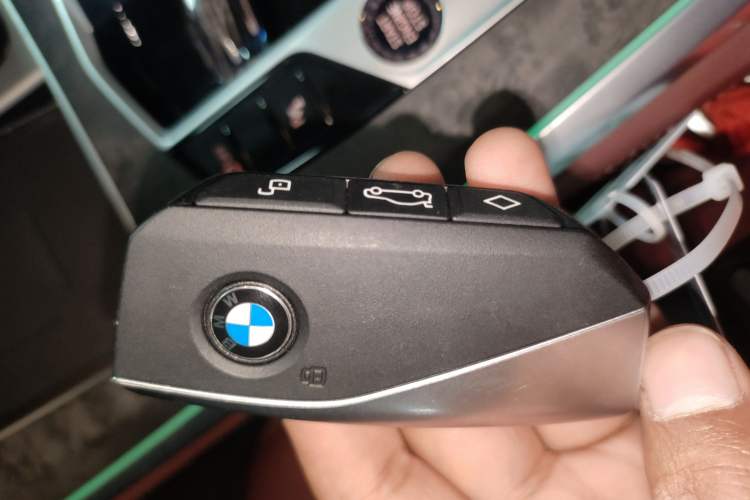 Used BMW X5 2023 xDrive 30Li Luxury M Sport Night Edition Package
