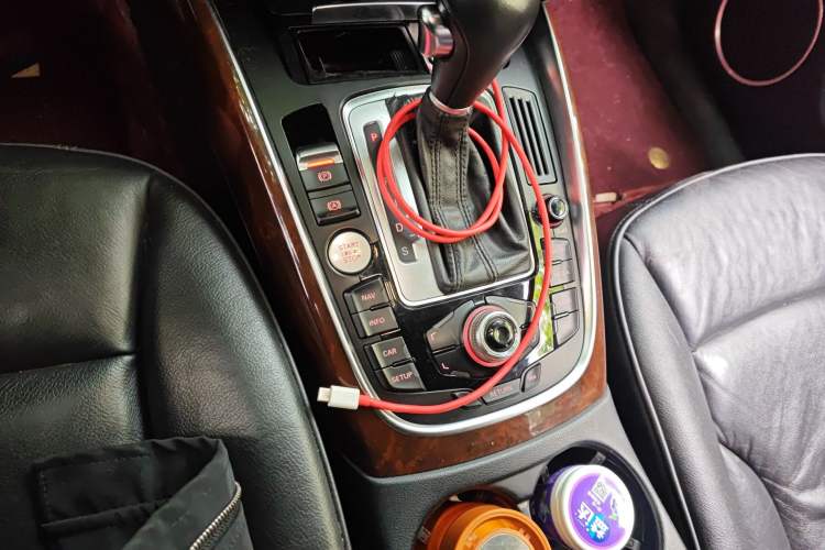 Used Audi Q5 2013 40 TFSI Technology Edition Gear Lever