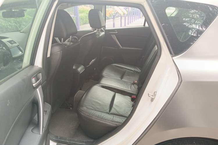 Used Mazda 3 2012 Hatchback 2.0L Automatic Luxury Model Left Rear Seat