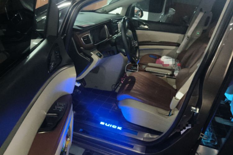 Used Buick GL8 2015 2.4L Luxury Business Premium Edition