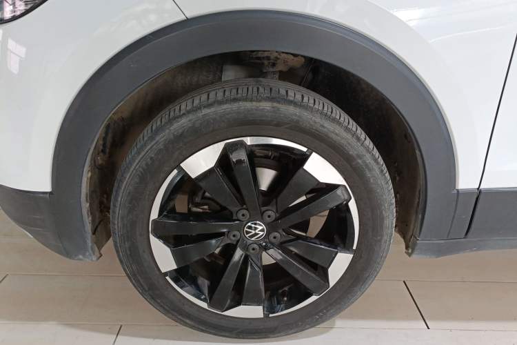 Used Volkswagen Tacqua 2023 200TSI DSG Joy-Connect Edition
