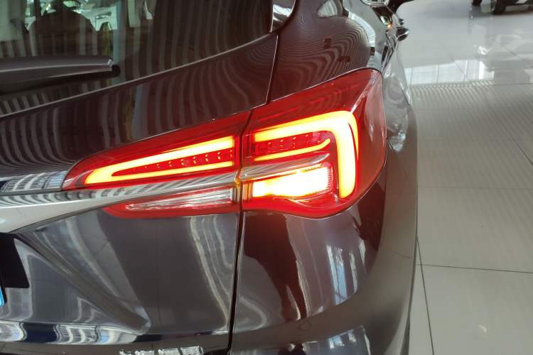 Used Buick Envision 2021 532T Two-Wheel-Drive Elite Version