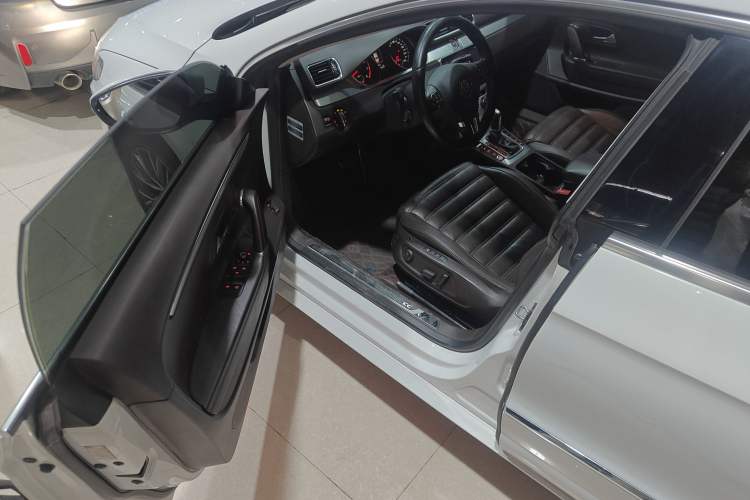 Used Volkswagen FAW-Volkswagen CC 2016 1.8TSI Luxury Model