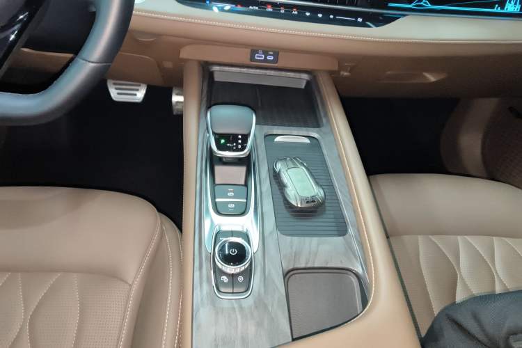 Used Chery Arrizo 8 2023 High-Performance Edition 2.0T DCT Powerfully Equipped