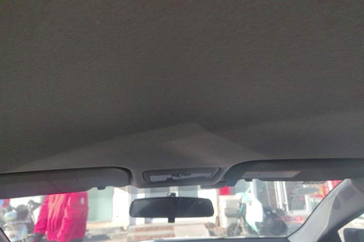 Used Toyota YARiS L Zhi Xiang 2017 1.3E Manual Charm Edition Headliner