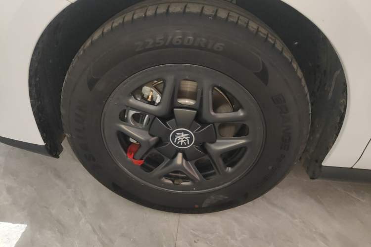 Used BYD Qin PLUS 2025 DM-i Smart Drive 55KM Leading Model