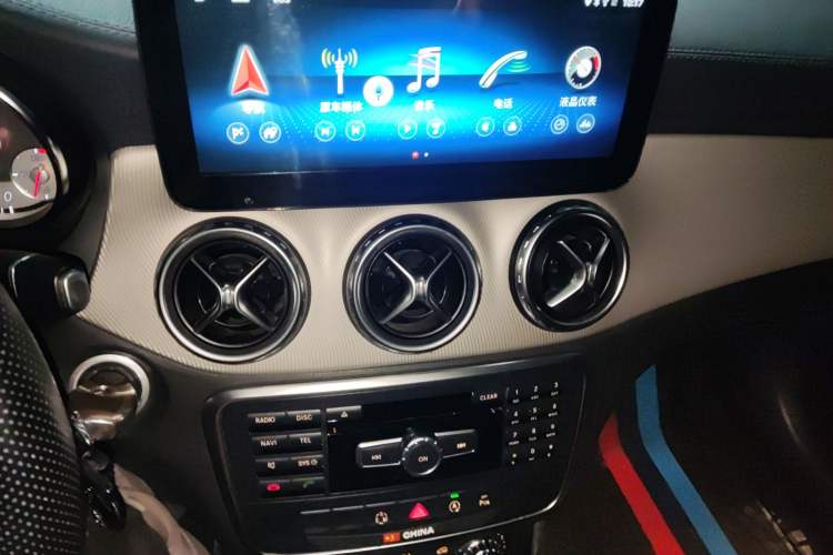 Used Mercedes-Benz GLA 2015 GLA 200 Fashion Model