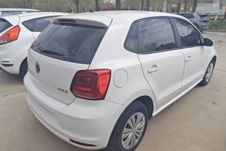 Used Volkswagen Polo 2016 1.4L Manual Fashion Model Rear Right 45 Deg