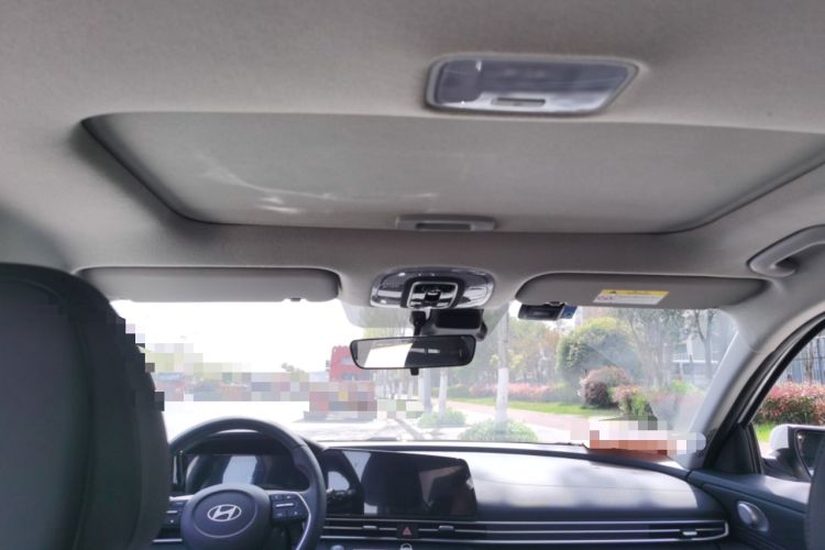 Used Hyundai Elantra 2023 1.5L CVT LUX Prestige Edition Headliner