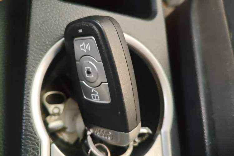 Used Haval H6 2015 Sport Edition 1.5T Automatic Two-Wheel Drive Luxury Model Vehicle Key