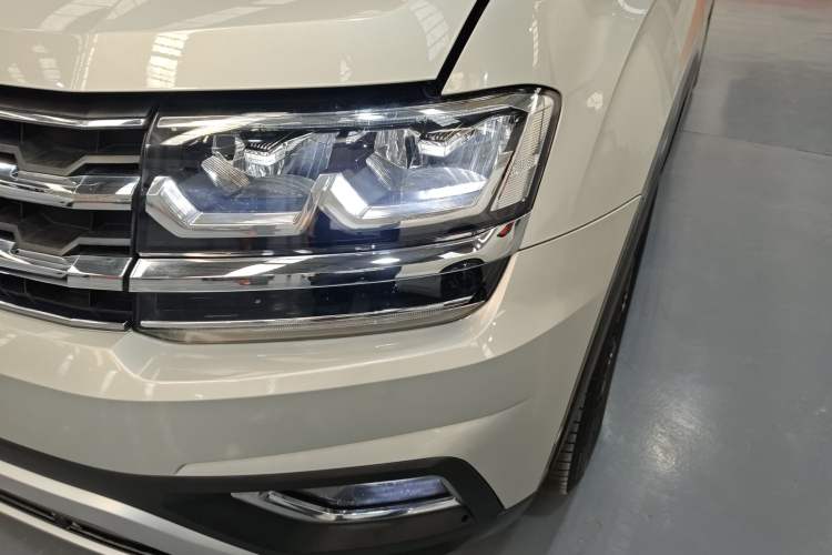 Used Volkswagen Teramont 2017 330TSI Two-Wheel-Drive Luxury Edition