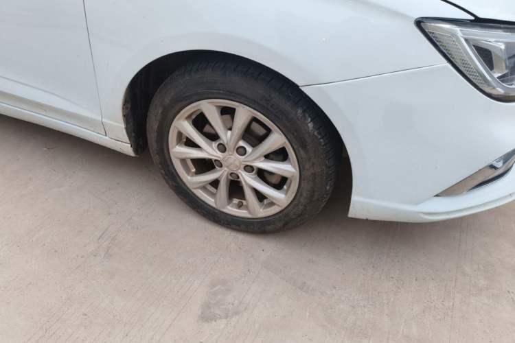 Used Roewe i5 2020 1.5L Automatic 4G Connected Linghao Edition
