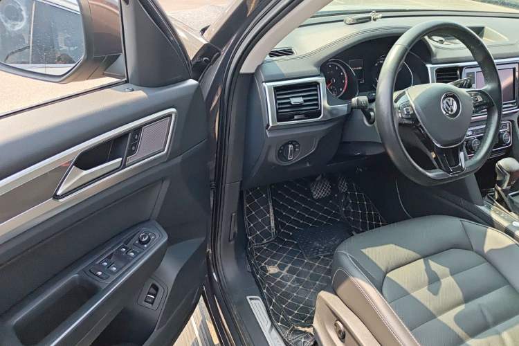 Used Volkswagen Teramont 2019 530 V6 Four-Wheel Drive Luxury Edition China V Standard