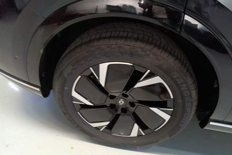 Used CHANGAN NEVO Q07 2025 145 Zun Yao Trim Right Rear Wheel Hub