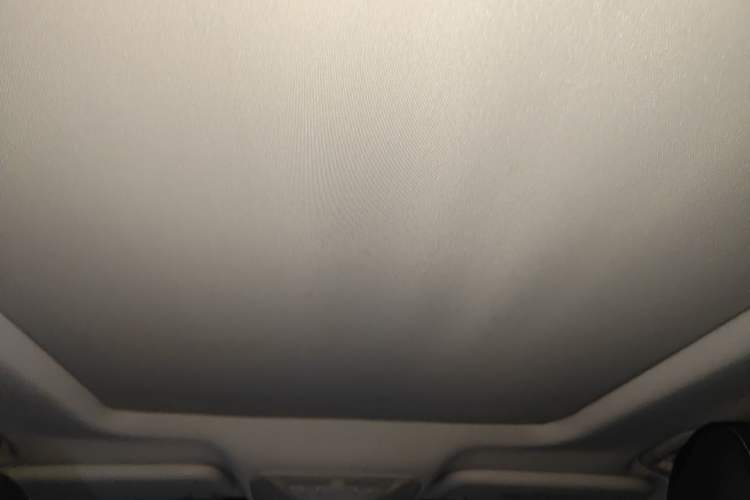 Used Ford Kuga 2013 1.6L GTDi Two-Wheel-Drive Trend Model Headliner