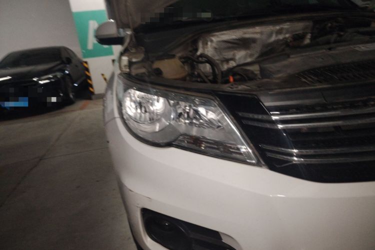 Used Volkswagen Tiguan 2012 1.8TSI Automatic Two-Wheel Drive Trend Edition Right Front Headlight