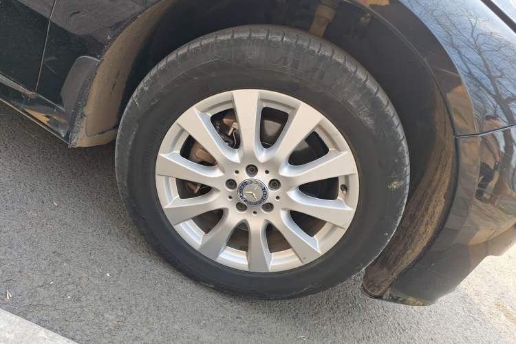 Used Mercedes-Benz R-Class 2017 R 320 4MATIC Business Edition Prestige Model
