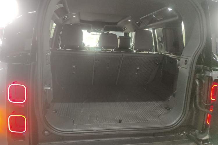 Used Land Rover Defender 2022 110 P400 X-DYNAMIC HSE