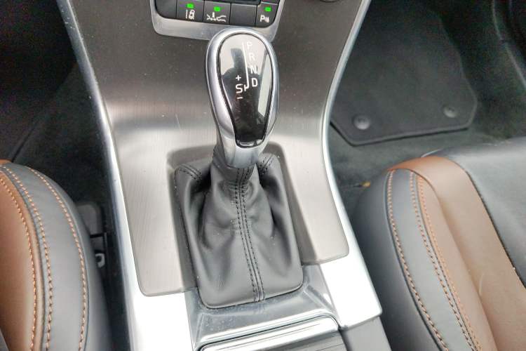 Used Volvo XC60 2014 T5 Zhiya Edition
