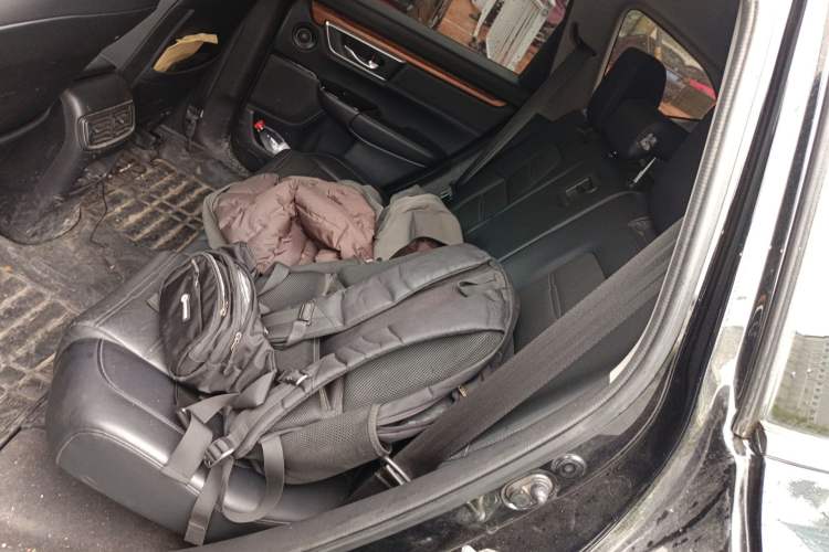 Used Honda CR-V 2019 Brilliant Edition Plus 240TURBO CVT Two-Wheel Drive Fashion Version China VI Emission Standard Left Rear Seat