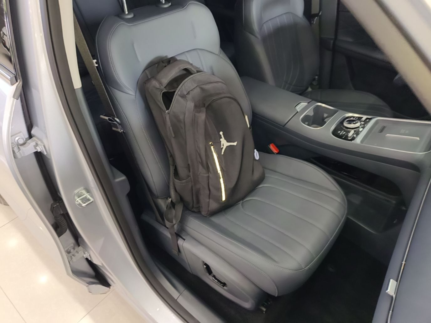 Geely Galaxy Xingjian 7 EM-i 2026 Model 135km Starship Version — снимка 19