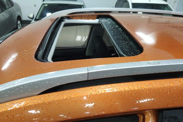 Used Soueast DX3 2016 1.5L Manual Luxury Edition
