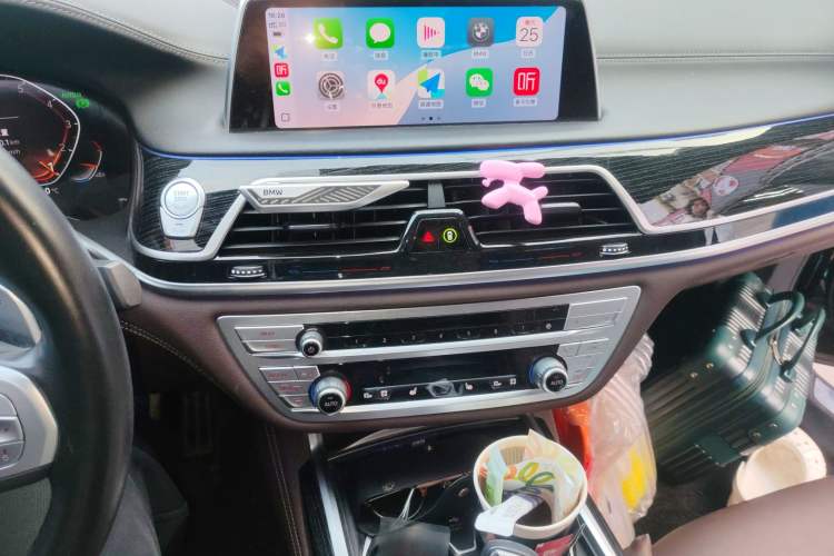 Used BMW 7 Series 2019 730Li M Sport Package Audio And AC Panel