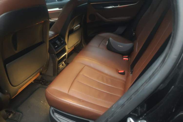 Used BMW X6 2015 xDrive28i Left Rear Seat