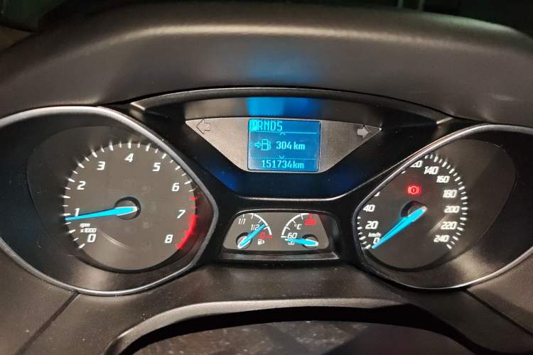 Used Ford Focus 2012 Sedan 1.6L Automatic Fashion Edition
