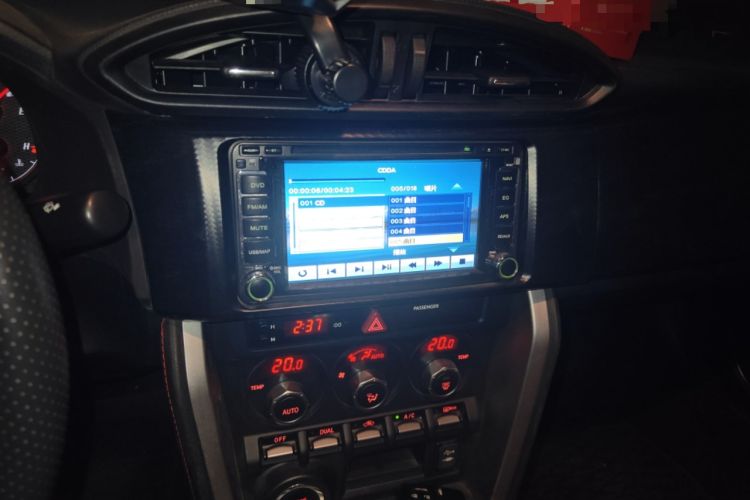 Used Toyota 86 2013 2.0L Manual Luxury Version
