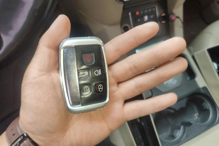 Used Land Rover Discovery 2013 3.0 SDV6 HSE Diesel Edition
