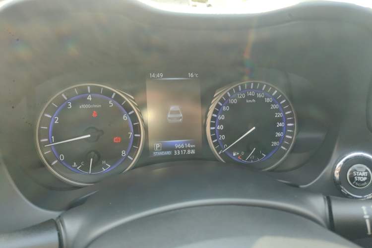 Used Infiniti Q50 2014 2.0T Comfort Edition Instrument Cluster