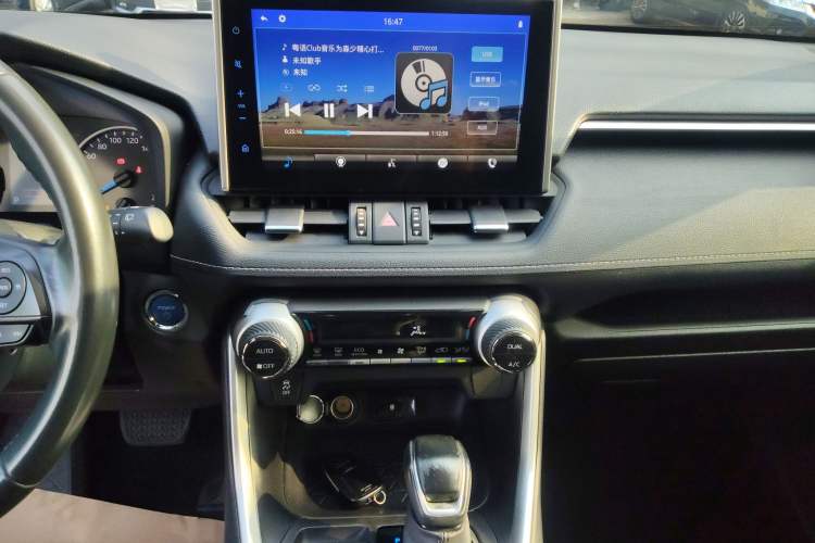 Used Toyota Wildlander 2021 Dual-Motor 2.5L E-CVT Four-Wheel Drive Luxury Edition