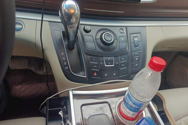 Used Buick GL8 2017 25S Luxury Version China V Standard Gear Lever