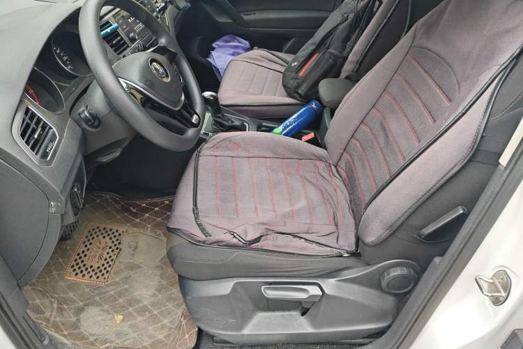 Used Volkswagen Golf Sportsvan 2016 1.6L Automatic Comfort Model
