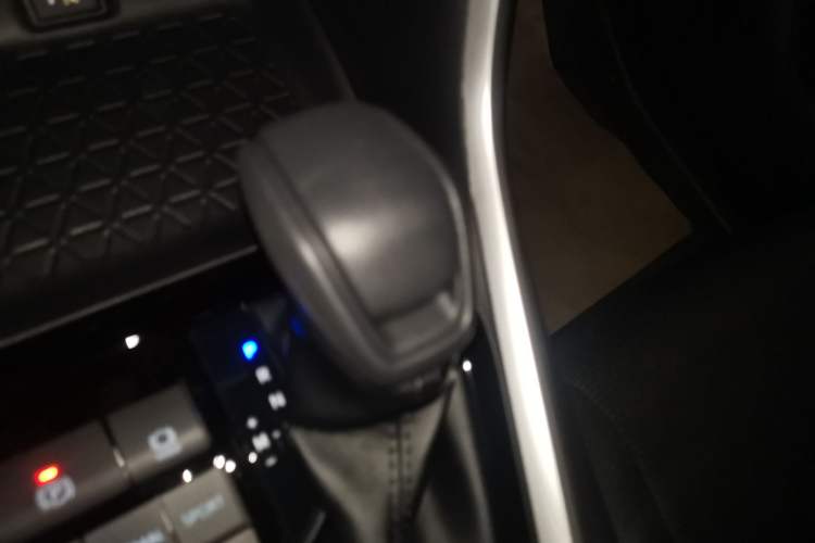 Used Toyota RAV4 2024 2.0L CVT Two-Wheel Drive Urban Edition
