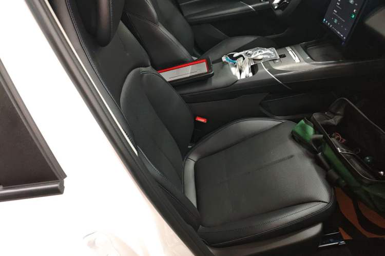 Used CHANGAN NEVO A05 2025 Truly Delicious Edition 70 – Beyond Excellence Right Front Seat