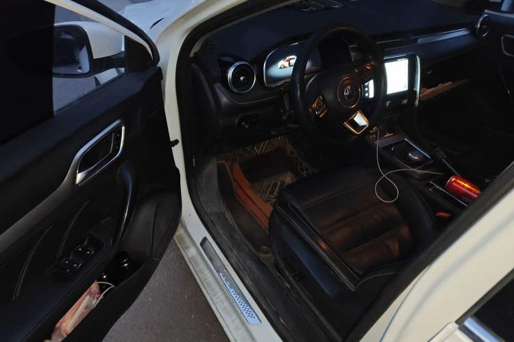 Used MG 6 New Energy 2018 45T E-DRIVE Intelligent Hybrid Premium Internet Edition Driver Seat