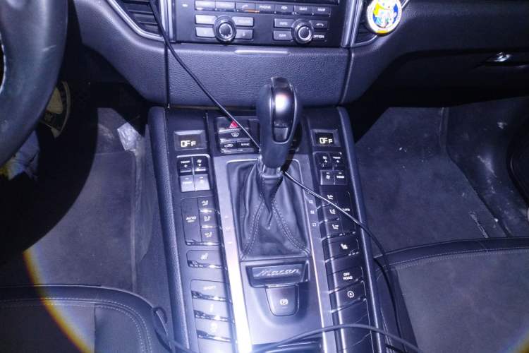 Used Porsche Macan 2014 Macan 2.0T Gear Lever