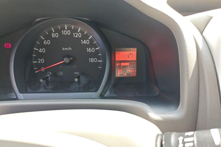 Used Nissan NV200 2018 1.6L CVT Luxury Model Odometer Close Up