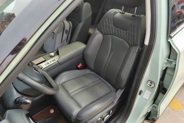 Used Dongfeng Aeolus Huge 2022 Mach Power 1.5T Dare-to-Love Edition