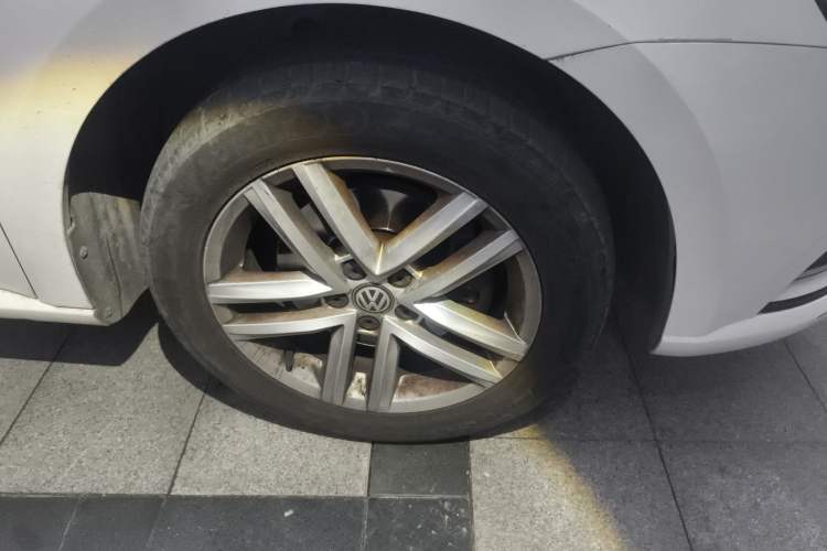 Used Volkswagen Gran Lavida 2015 230TSI DSG Comfort Edition