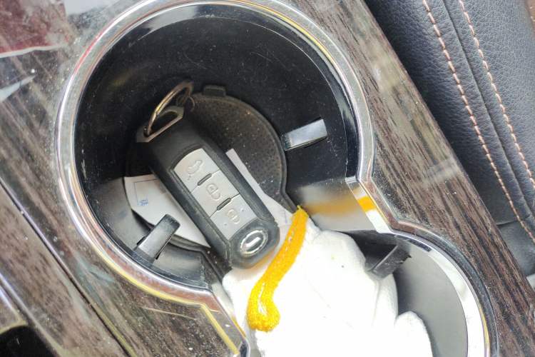 Used GAC Trumpchi GS5 Super 2015 2.0L Automatic Two-Wheel Drive Luxury Navigation Edition Vehicle Key