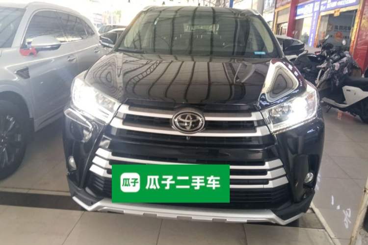 Used Toyota Highlander 2018 2.0T Two-Wheel Drive Elite Version 5 Seats China VI Standard