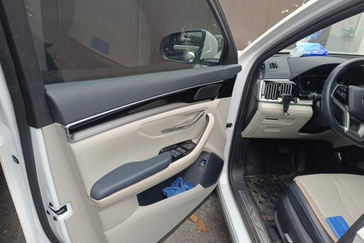 Used BYD Song PLUS New Energy 2021 DM-i 110KM Flagship PLUS Interior 3